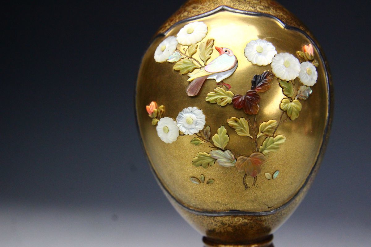 LIG】時代名品 極上細密細工 本金梨地芝山象嵌花鳥図銀縁花瓶 14.5
