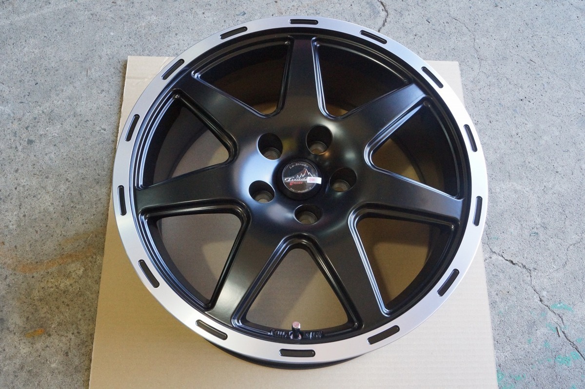 新品，お得 即納可能 4本価格 LA STRADA ラ ストラーダ 5H110 17 7J+35 プラックリムP 4本 流用 車検 冬用 ジープ レネゲード コンパス(社外品)｜売買されたオークション情報、yahooの商品情報をアーカイブ公開 - 5穴