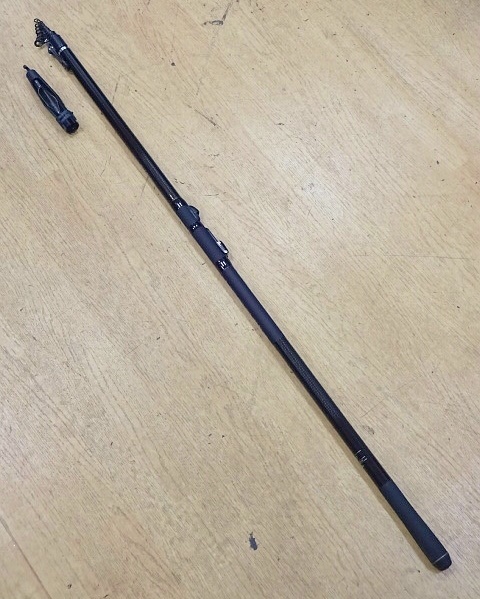 激安大特価 35 Daiwa/ダイワ Surf Casting/サーフキャスティング LONG SURF-T/ロングサーフ V27-530 投げ竿(ダイワ)｜売買されたオークション情報、yahooの商品情報をアーカイブ公開 - オークファン 投げ竿