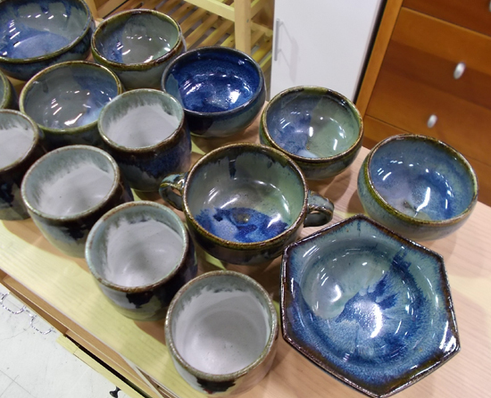 北海道 こぶ志焼き 14点セット 小鉢 湯呑 取っ手付き 六角鉢 岩見沢市 