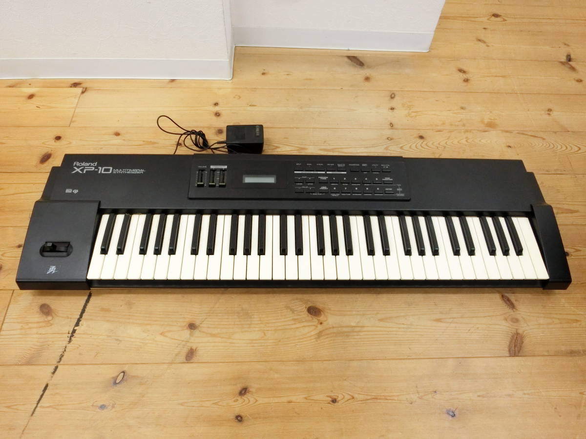 Roland XP-10 シンセサイザー 着払い発送Roland シンセ 通電OK ケース