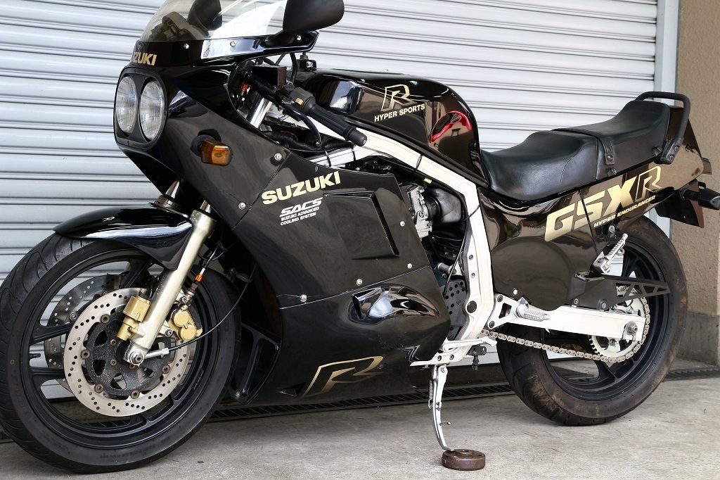 GSX-R750/初代油冷/GR71G/オリジナル/フルノーマル/純正フルカウル/1型