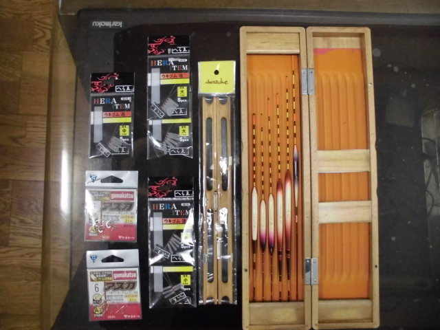 ★へら浮き★かちどき　浮き箱付★小物等未使用あり★　　_1