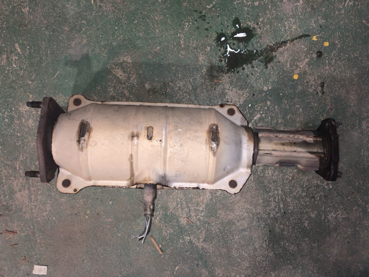 フィット GD1 触媒 L13A ホンダ キャタライザー GD2 コンバーター GD3