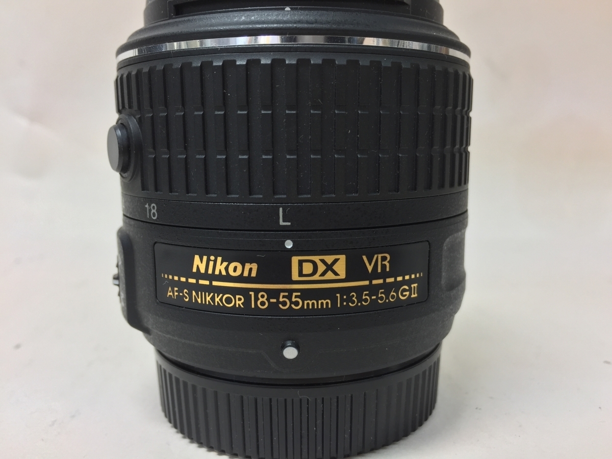 18-55mm AF-S Nikon DX NIKKOR VR f⁄3.5-5.6G II | ED