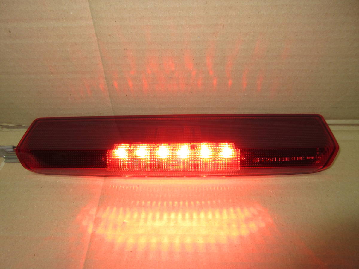 セレナ ハイマウントストップランプ LED 赤レンズ ICHIKOH D012 日産