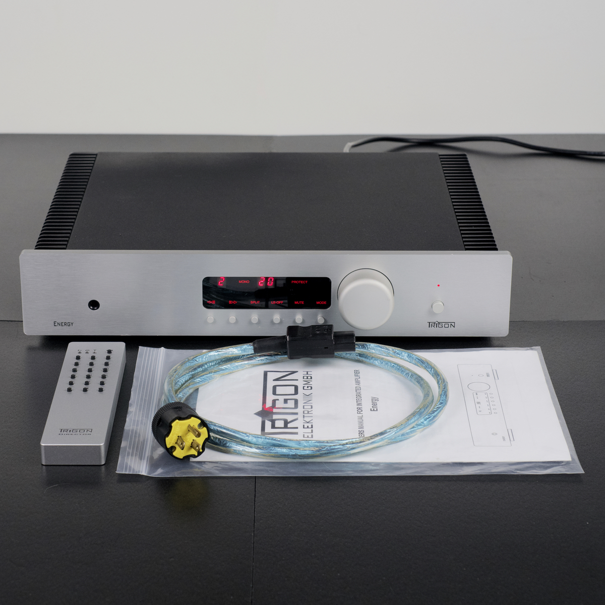 中古 販売 溢れるエネルギーと抜けるような透明感！ TRIGON ENERGY