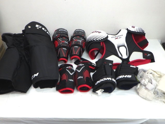 【正規品，限定セール】 S94/アイスホッケー防具 BAUERバウアー VAPOR X30 ショルダー Sサイズ+CCM QUICKLITE QLT 250 ジュニアXL 使用3回 2018年購入(アイスホッケー)｜売買されたオークション情報、yahooの商品情報をアーカイブ アイスホッケー