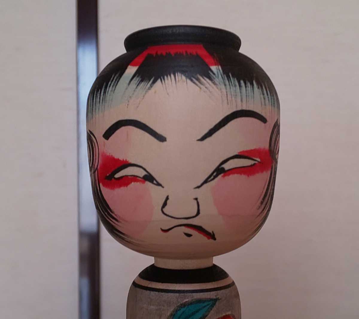 Kokeshi 聡明さを感じて 〜新地・佐藤英太郎 工人作より〜 佐藤英太郎