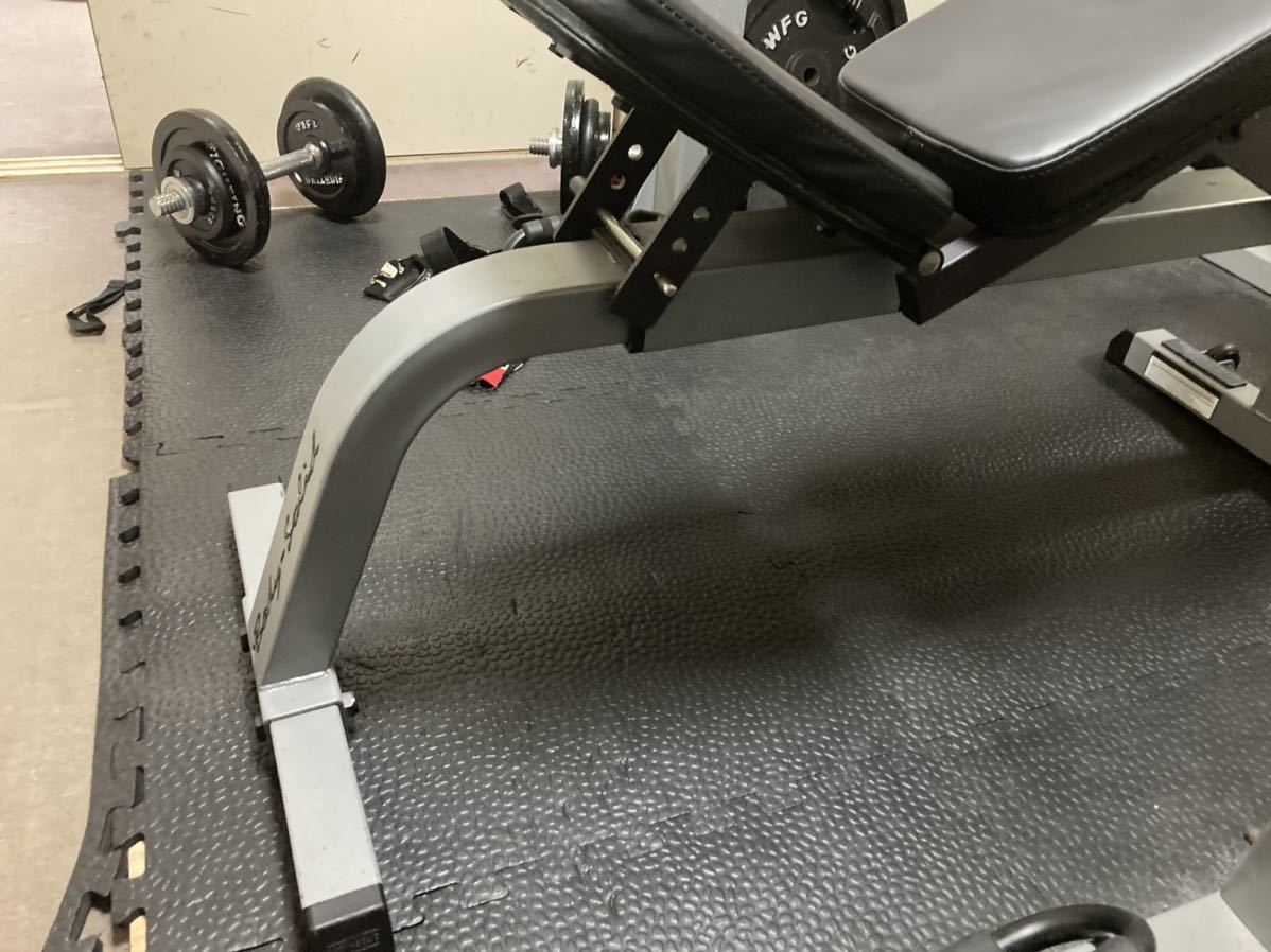 ボディソリッド | フラット 組立て発送Ｂｏｄｙｓｏｌｉｄ インクラインベンチの通販 シェイプショップ &frasl; BODYSOLID(ボディソリッド) フラット&amp;インクライン Ｂｏｄｙｓｏｌｉｄ Solid フラットインクラインベンチ 角度調節式 インクラインベンチ さくさん専用調整可能なインクラインベンチ Bodysolid