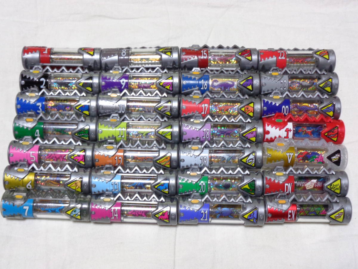 獣電戦隊キョウリュウジャー 00～23 ＋1 V 獣電池 28種セット /ビクトリー