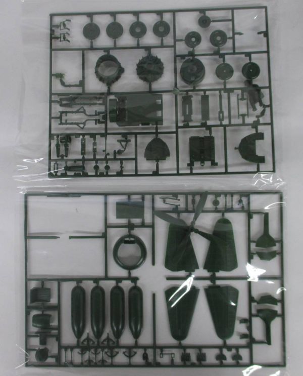 日本陸軍四式戦闘機 疾風⁄レトロ⁄プラモデル トミー1⁄32 疾風 1⁄32 HOT