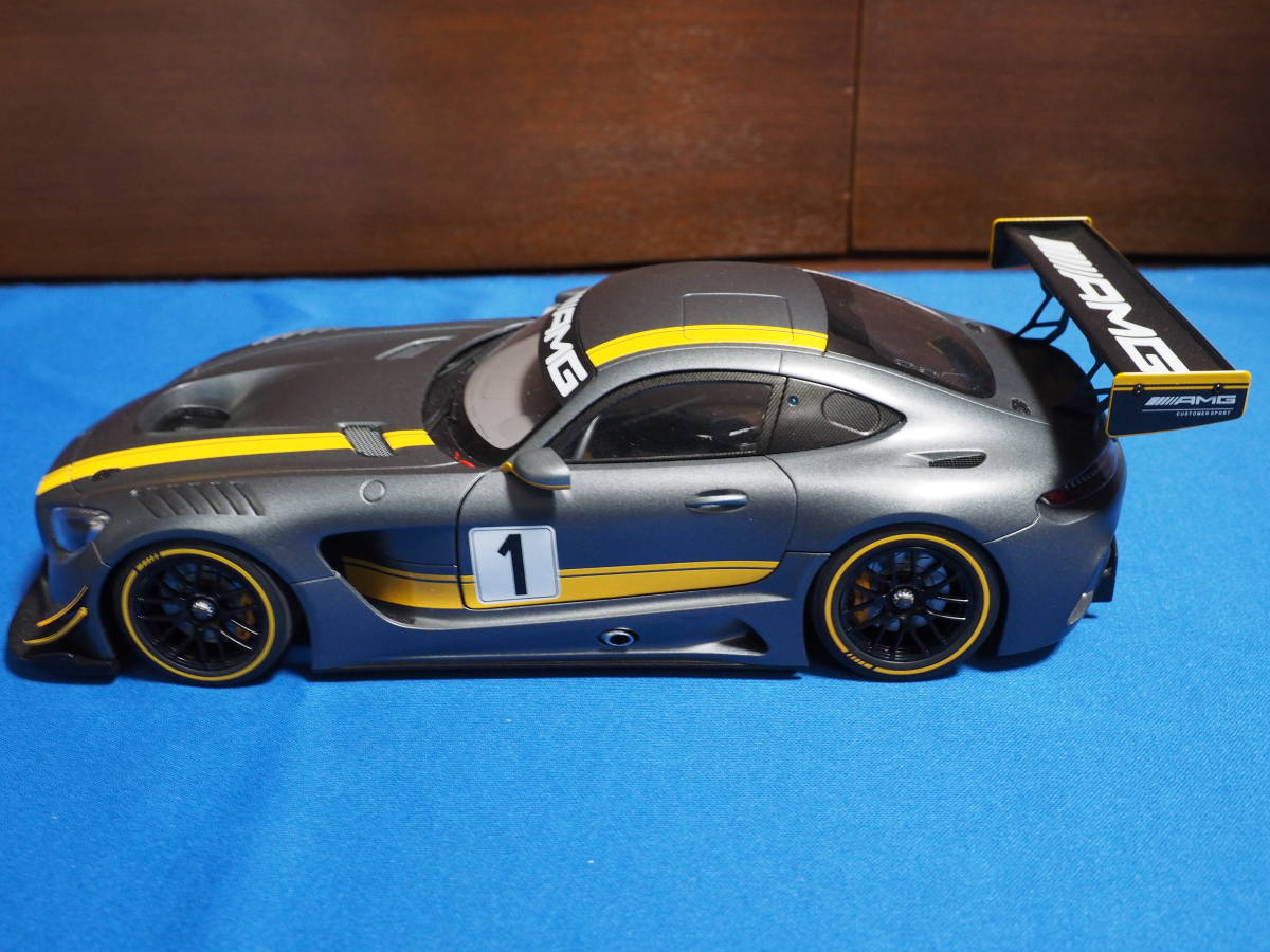 AUTOart⁄オートアート 1⁄18 Mercedes-AMG GT3 Presentation Car