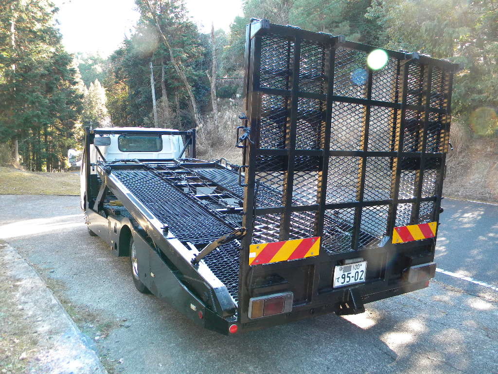 売り切 車検3年6迄 いすゞ エルフ２台積み積載車 セキシャ キャリアカー 陸送格安 の場合は陸送代込 デコトラ レトロ 2tトラック 小型トラック 売買されたオークション情報 Yahooの商品情報をアーカイブ公開 オークファン Aucfan Com