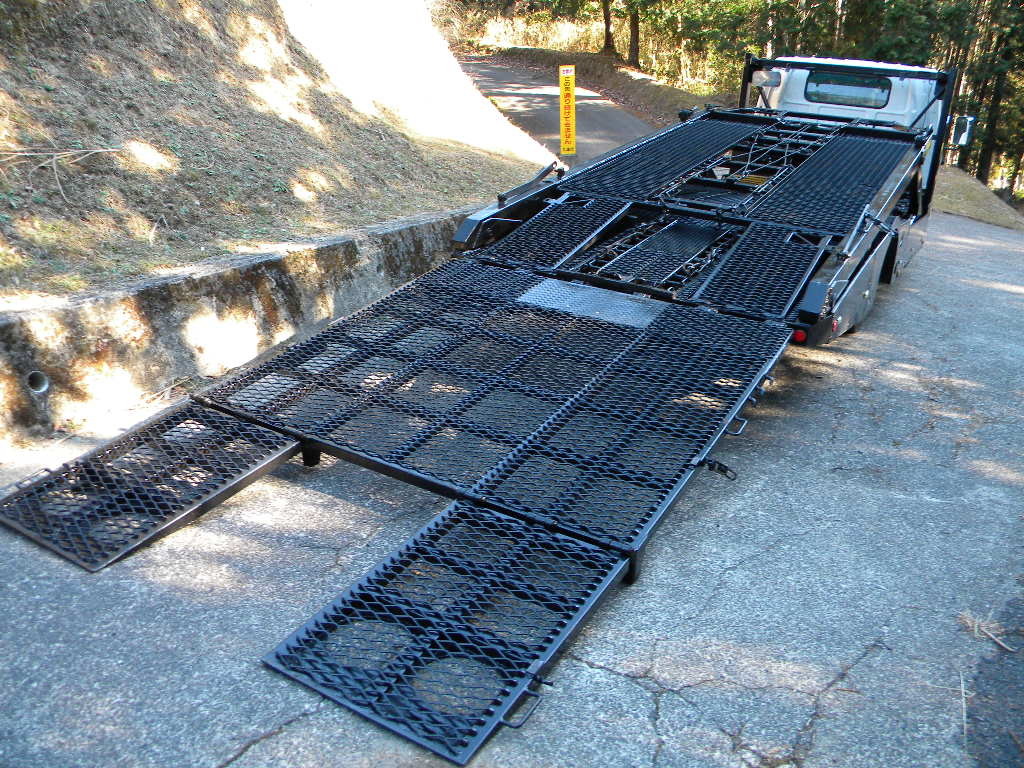 売り切 車検3年6迄 いすゞ エルフ２台積み積載車 セキシャ キャリアカー 陸送格安 の場合は陸送代込 デコトラ レトロ 2tトラック 小型トラック 売買されたオークション情報 Yahooの商品情報をアーカイブ公開 オークファン Aucfan Com