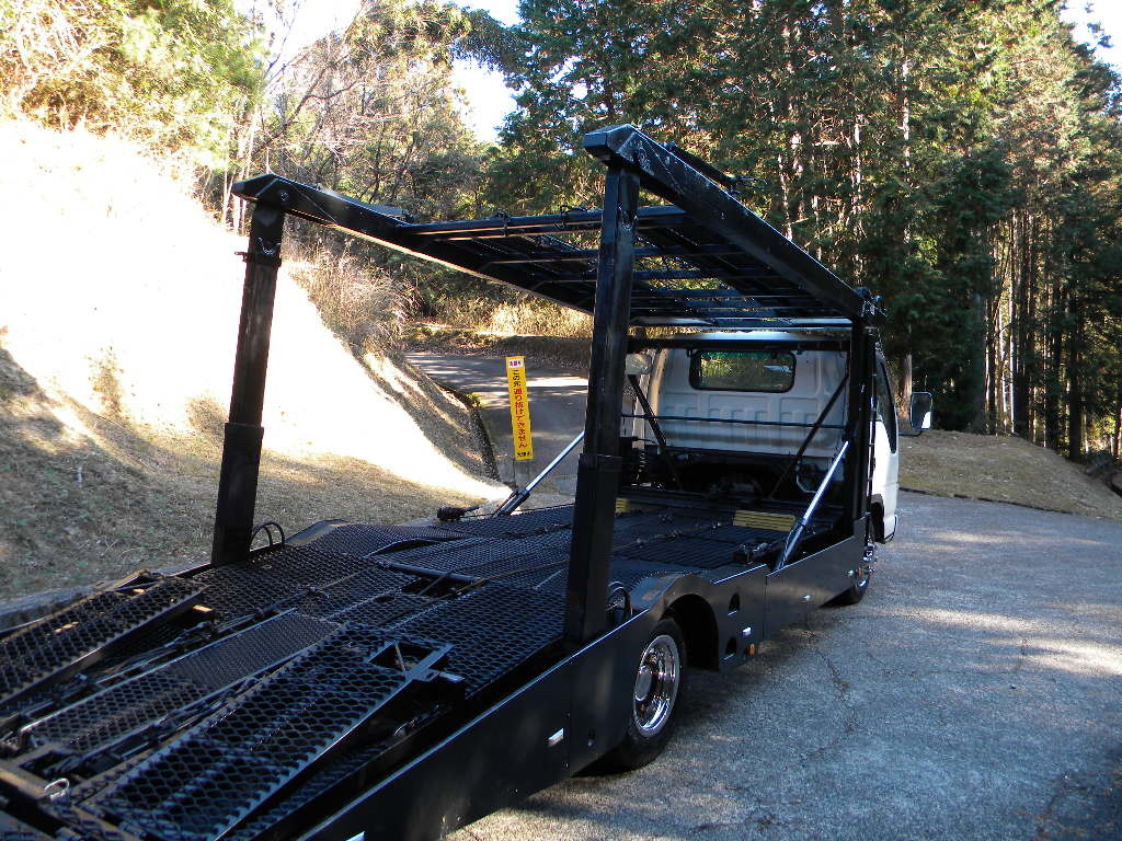 売り切 車検3年6迄 いすゞ エルフ２台積み積載車 セキシャ キャリアカー 陸送格安 の場合は陸送代込 デコトラ レトロ 2tトラック 小型トラック 売買されたオークション情報 Yahooの商品情報をアーカイブ公開 オークファン Aucfan Com