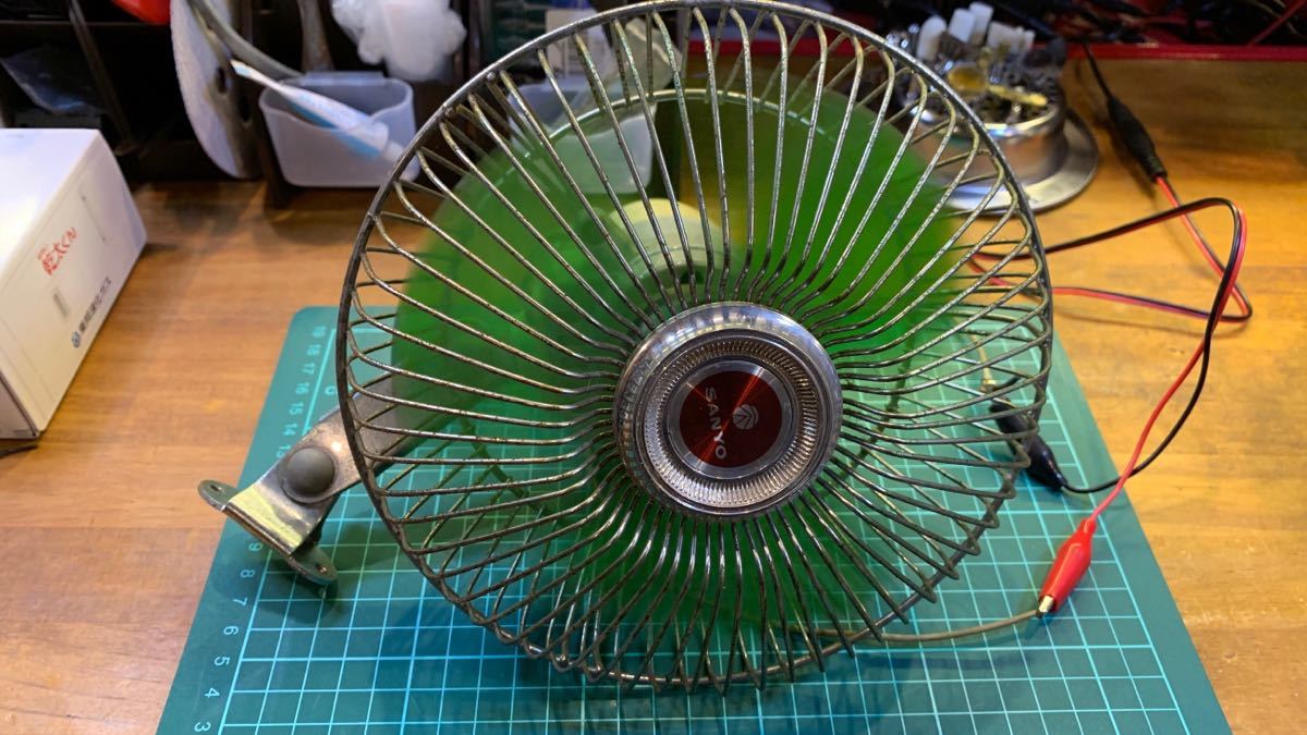 昭和レトロ Sanyo レトロ扇風機 三洋 旧車 車用 首振り バニング 当時物 街道レーサー ガレージライフ 自動車 売買されたオークション情報 Yahooの商品情報をアーカイブ公開 オークファン Aucfan Com