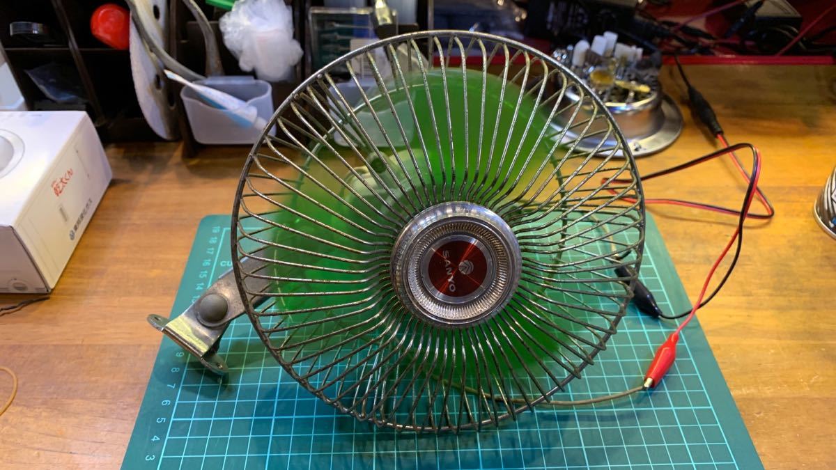 昭和レトロ Sanyo レトロ扇風機 三洋 旧車 車用 首振り バニング 当時物 街道レーサー ガレージライフ 自動車 売買されたオークション情報 Yahooの商品情報をアーカイブ公開 オークファン Aucfan Com