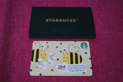 554 国内発送 スターバックス スタバ 韓国スタバ バレンタイン Bee Mine カード 21 スタバカード バーコード式 海外 ドリンク 売買されたオークション情報 Yahooの商品情報をアーカイブ公開 オークファン Aucfan Com