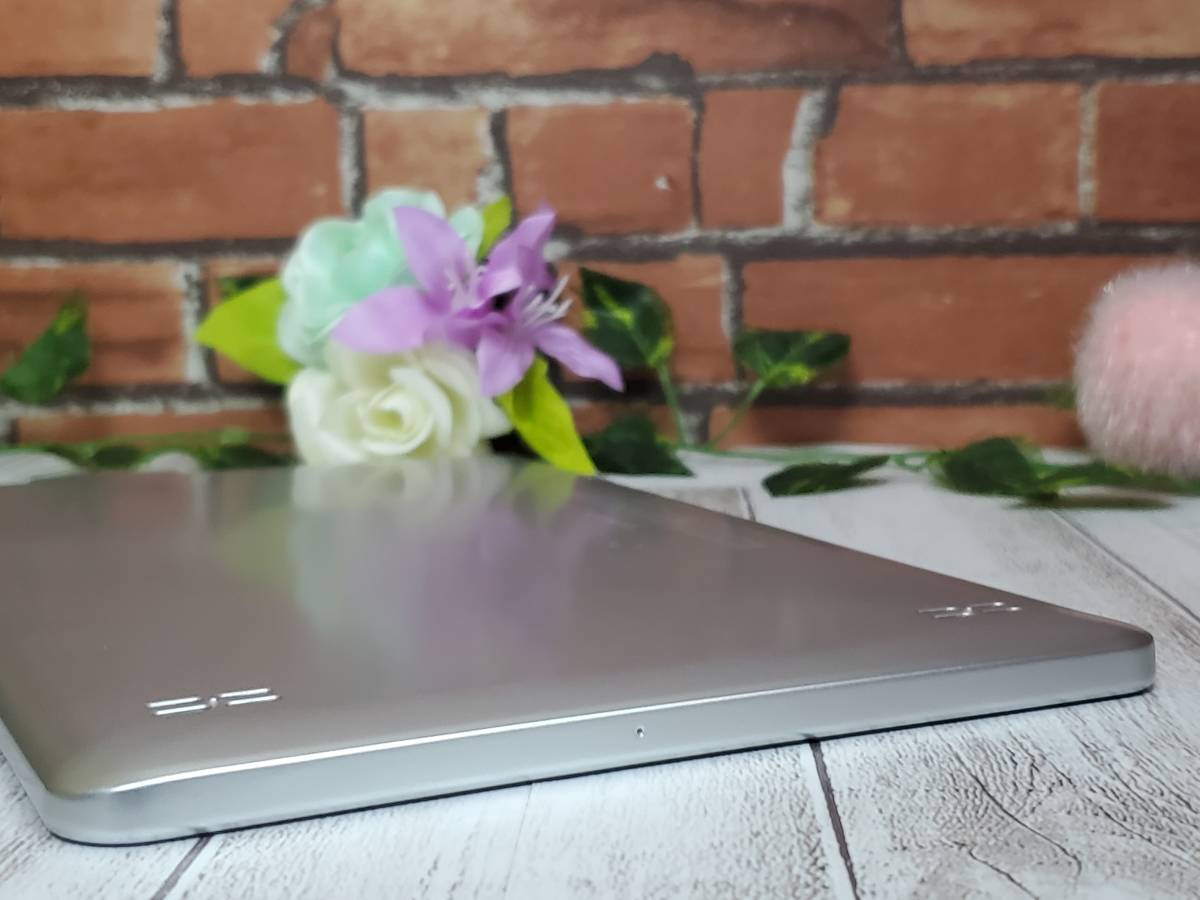 美品♪】ONKYO TW2A-73Z9A タブレットPC[Atom Z8350 1.44GHz/RAM:2GB