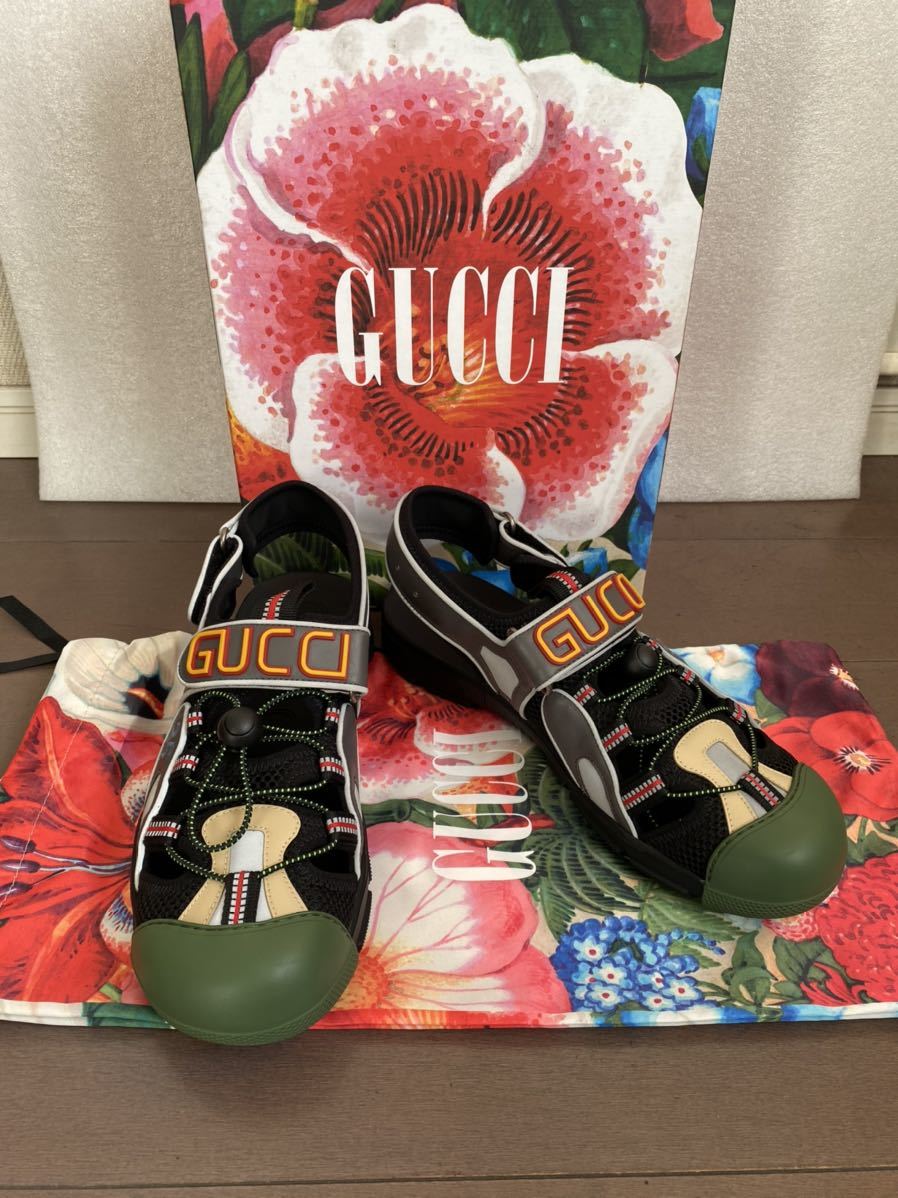 新品 ☆ 定価11万 ☆ GUCCI グッチ ハイブリット ロゴストラップ