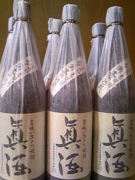 セール，新品 限定 天皇家に献上された かめ壷熟成 芋焼酎 眞酒 １ ８Ｌ ６本(芋焼酎)｜売買されたオークション情報、yahooの商品情報をアーカイブ公開 - オークファン 芋焼酎