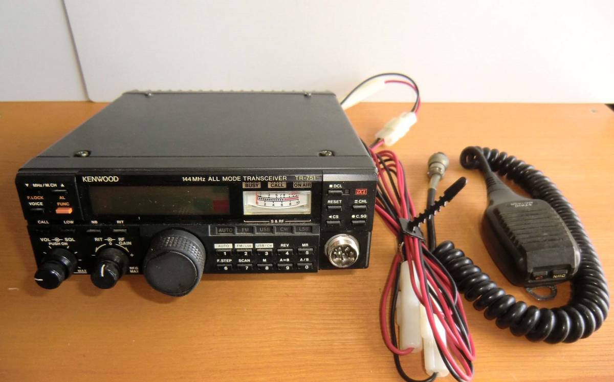 赤字超特価，セール KENWOOD TR-751D 144MHz 25W ALL MODE機(固定)｜売買されたオークション情報、yahooの商品情報をアーカイブ公開 - オークファン 固定