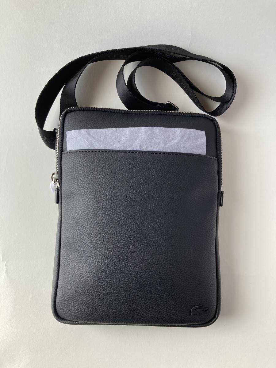 一度のみ使用 Lacoste NH2840GL ラコステ クロスオーバーバッグ ショルダーバッグ 黒 Black