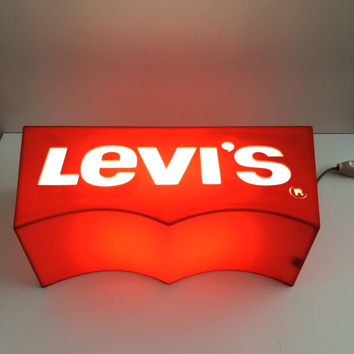 リ-バイス看板電飾 リーバイス Levi's メルカリ 当時物 回転式電飾看板 3面 - 看板 : 2026