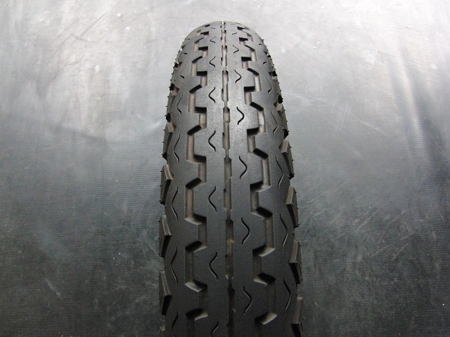 TT100GP ダンロップ 100⁄90-19 前後セット 中古タイヤ 4.00-18 - : 57H