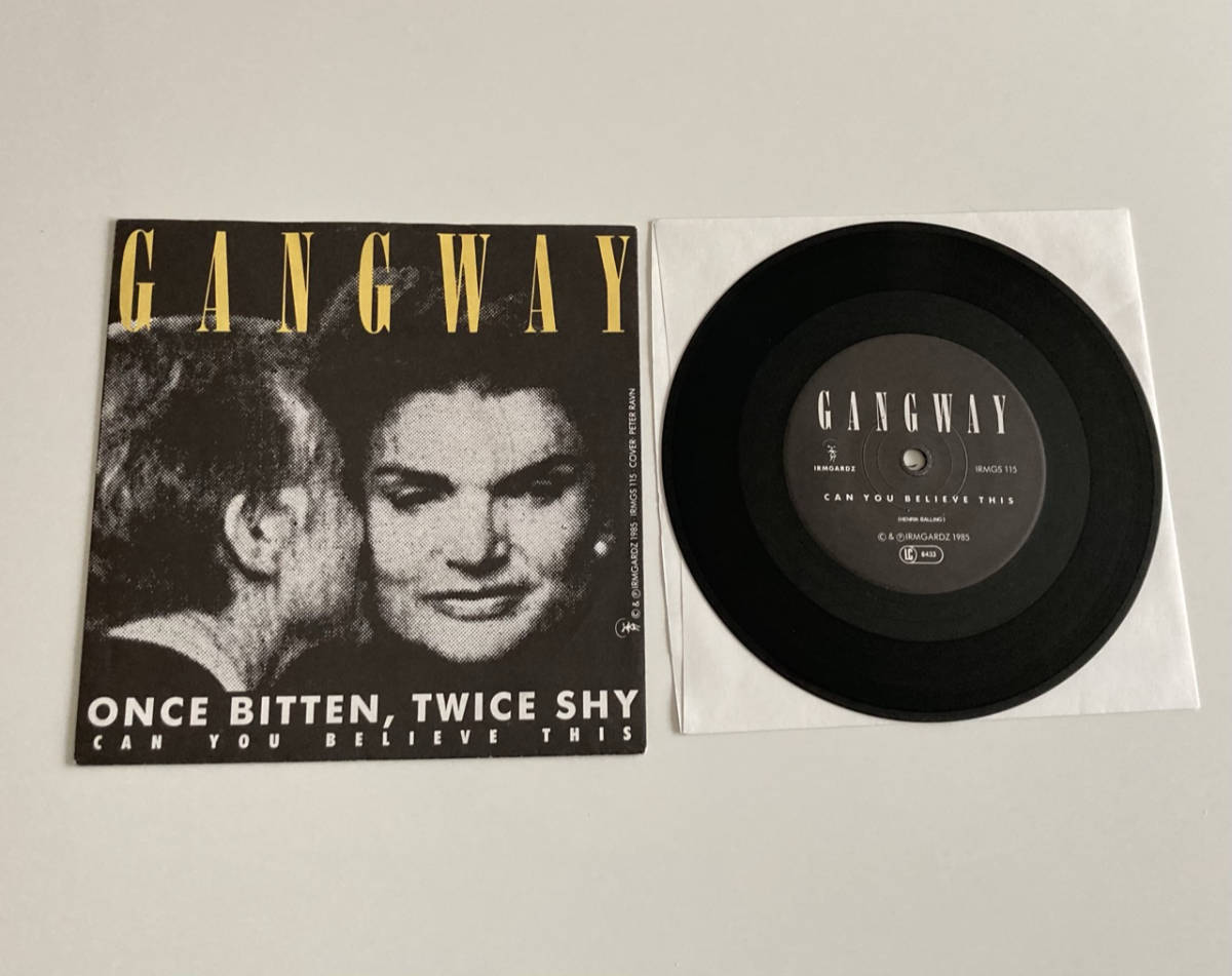 即決 希少 レア盤 GANGWAY ONCE BITTEN TWICE SHY 7インチ レコード 