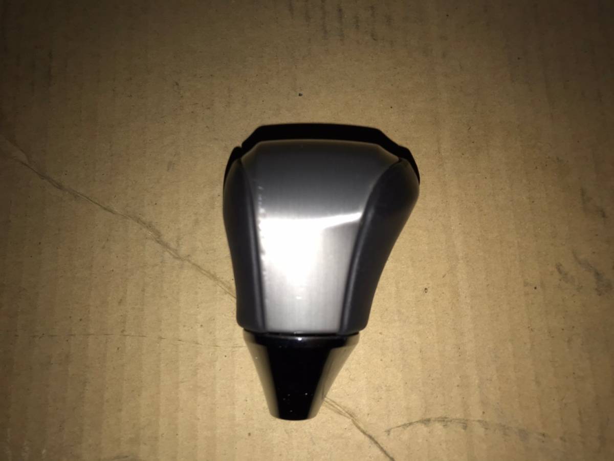レクサス LS460/600 後期 シフトノブ 33504-50350(純正品)｜売買され