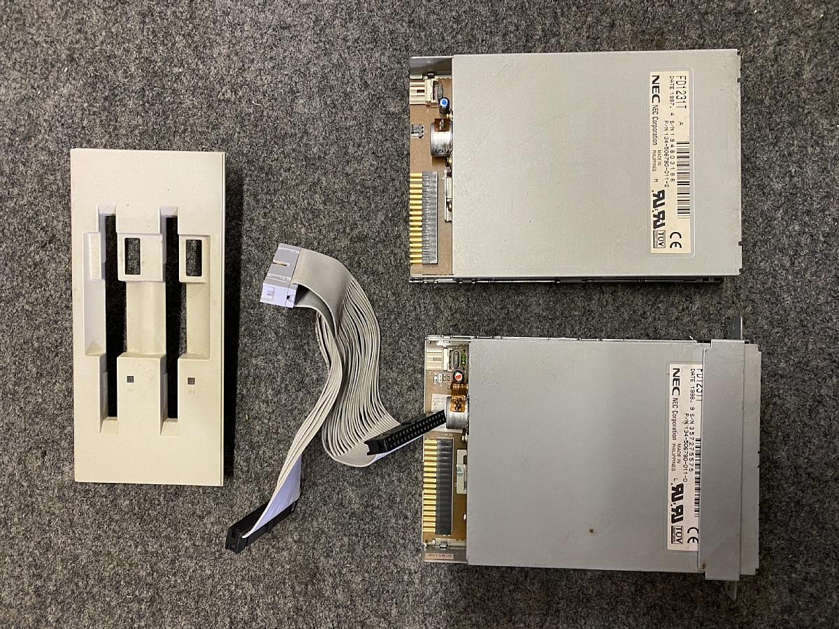 Yahoo!オークション - NEC PC-9821XA-E02 2台目 3.5インチ 増設用 PC