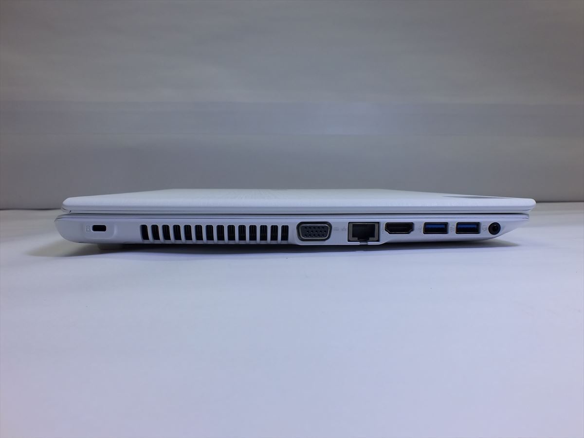 15.6インチノートPC Gateway NE NE573-A34Q i3 5005U/Win10 NE573-A34G 