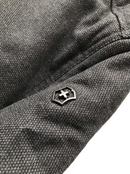 ビクトリノックス ダウンジャケット VICTORINOX - 公式通販 Victorinox VICTORINOX(ビクトリノックス) M ネイビー グレー ヘリンボーン &frasl; ダウン VICTORINOXビクトリノックス ヴィクトリノックス モス