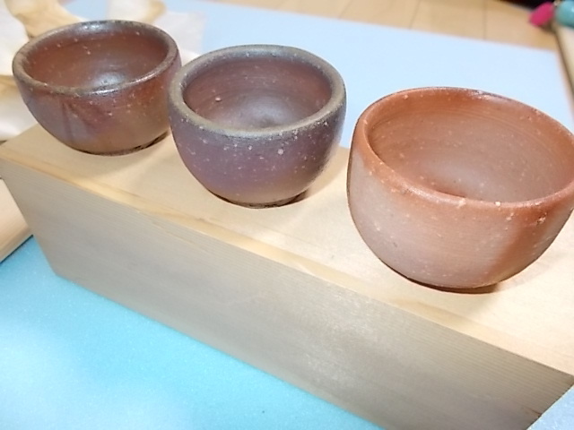 備前焼 酒呑 備前焼 ぐい呑 酒呑 和食器 金重剛作 若福各見 備前焼 酒呑 備前焼 ぐい呑 酒呑 和食器 金重剛作 若福各見