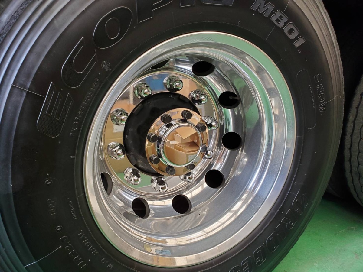 リア 10穴 19.5インチ メッキハブキャップセット4軸低床 高品質メッキ 
