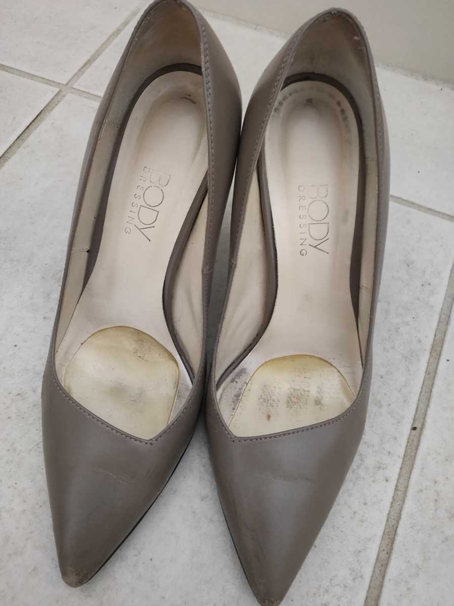 Ol 使用感あり Body Dressing パンプス 素足用滑り止めパット使用 通勤 お仕事 上品な高さ ピンヒール9cm 品 リサイクル出品 ベージュ系 売買されたオークション情報 Yahooの商品情報をアーカイブ公開 オークファン Aucfan Com