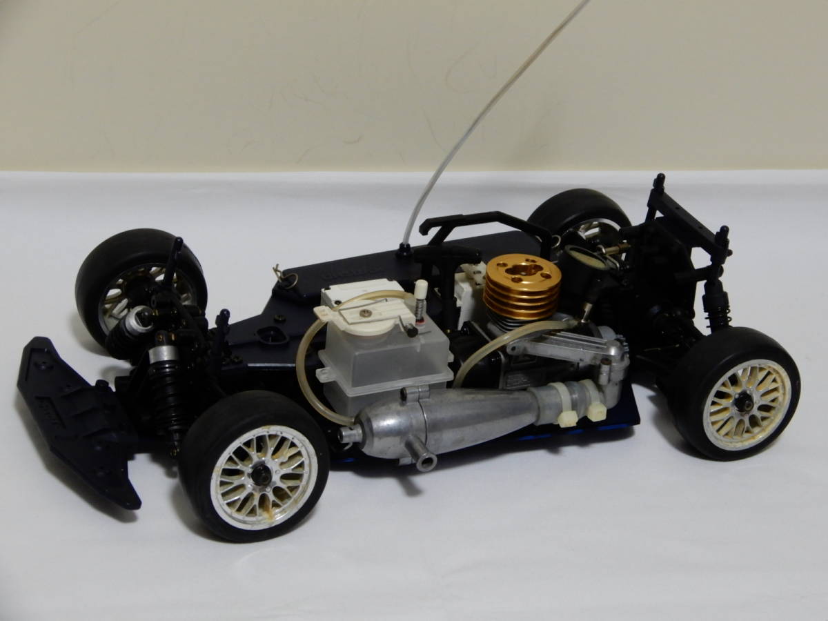 京商 エンジンカー ジャンク（動作未確認） KYOSHO/京商 RC エンジンカー 4WD シャシーキット 動作未確認 極上美品 1⁄