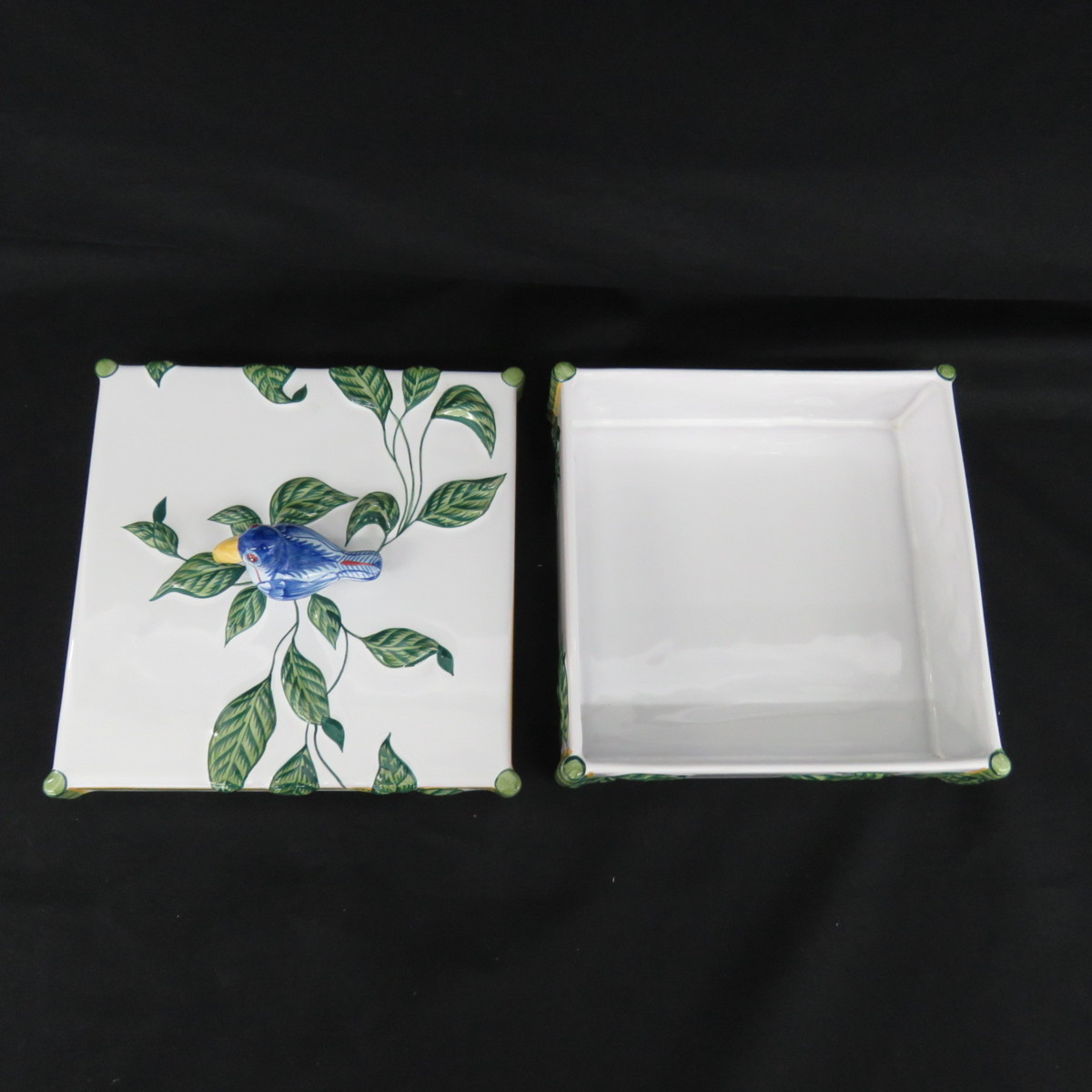 中古品】Hermes エルメス トゥカンモチーフ 陶器 小物入れ 本体のみ