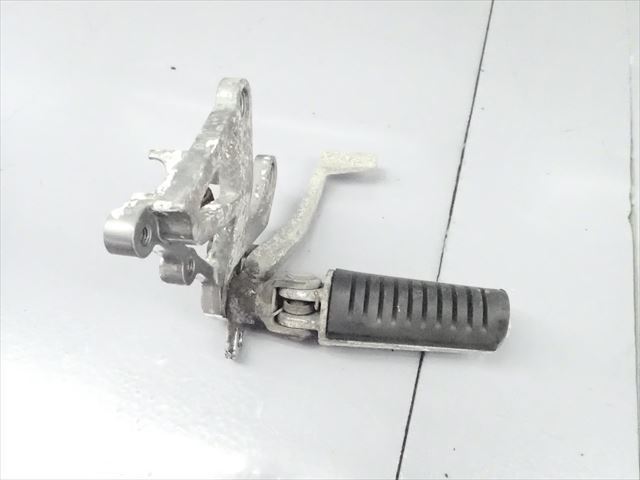 βCN05-2 カワサキ ZX-9R ZX9R JKAZX2B (H7年式) 純正 メインステップ