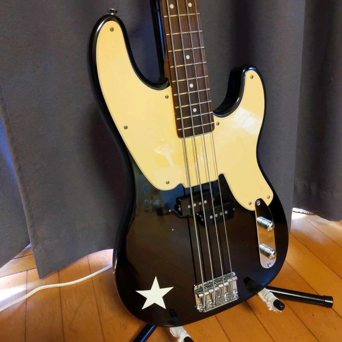 Squier by スクワイヤー MIKE DIRNT プレシジョンベース PRECISION 