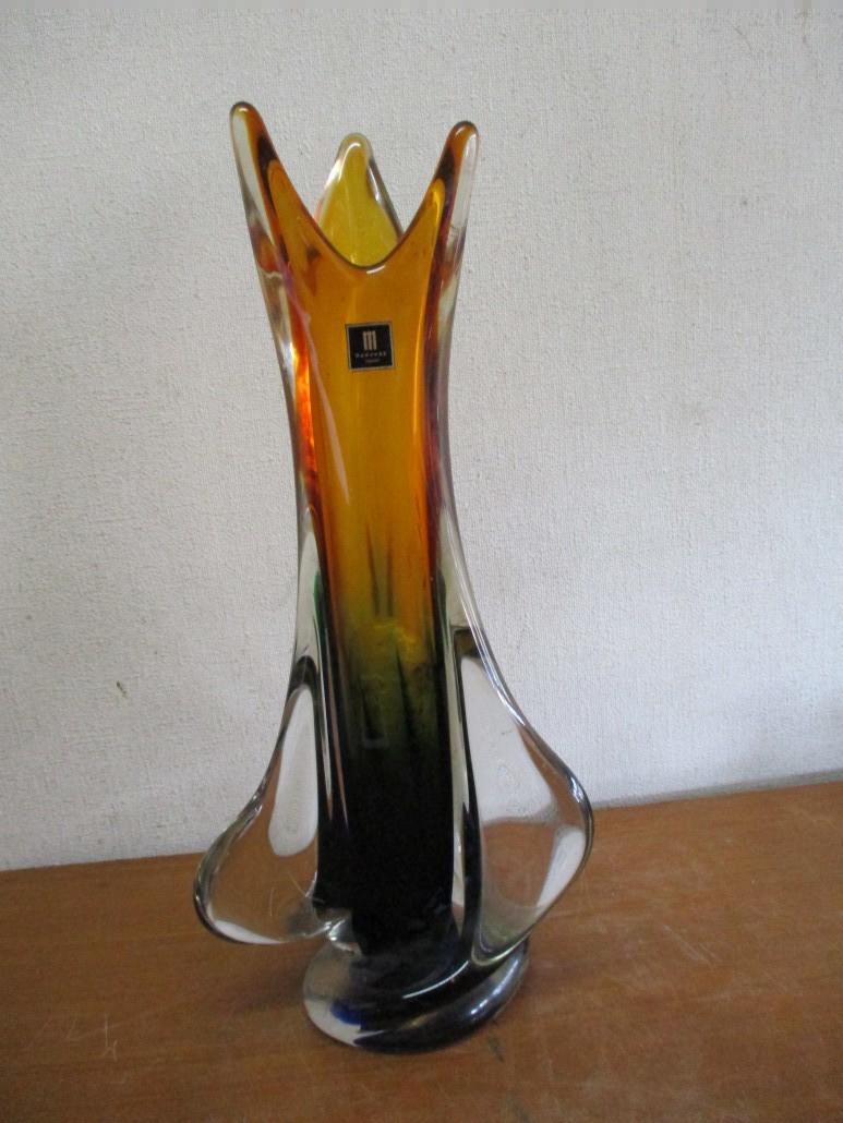 本物保証，格安 素敵なガラスの花瓶 古道具 ガラス 花瓶(工芸ガラス)｜売買されたオークション情報、yahooの商品情報をアーカイブ公開 - オークファン 工芸ガラス