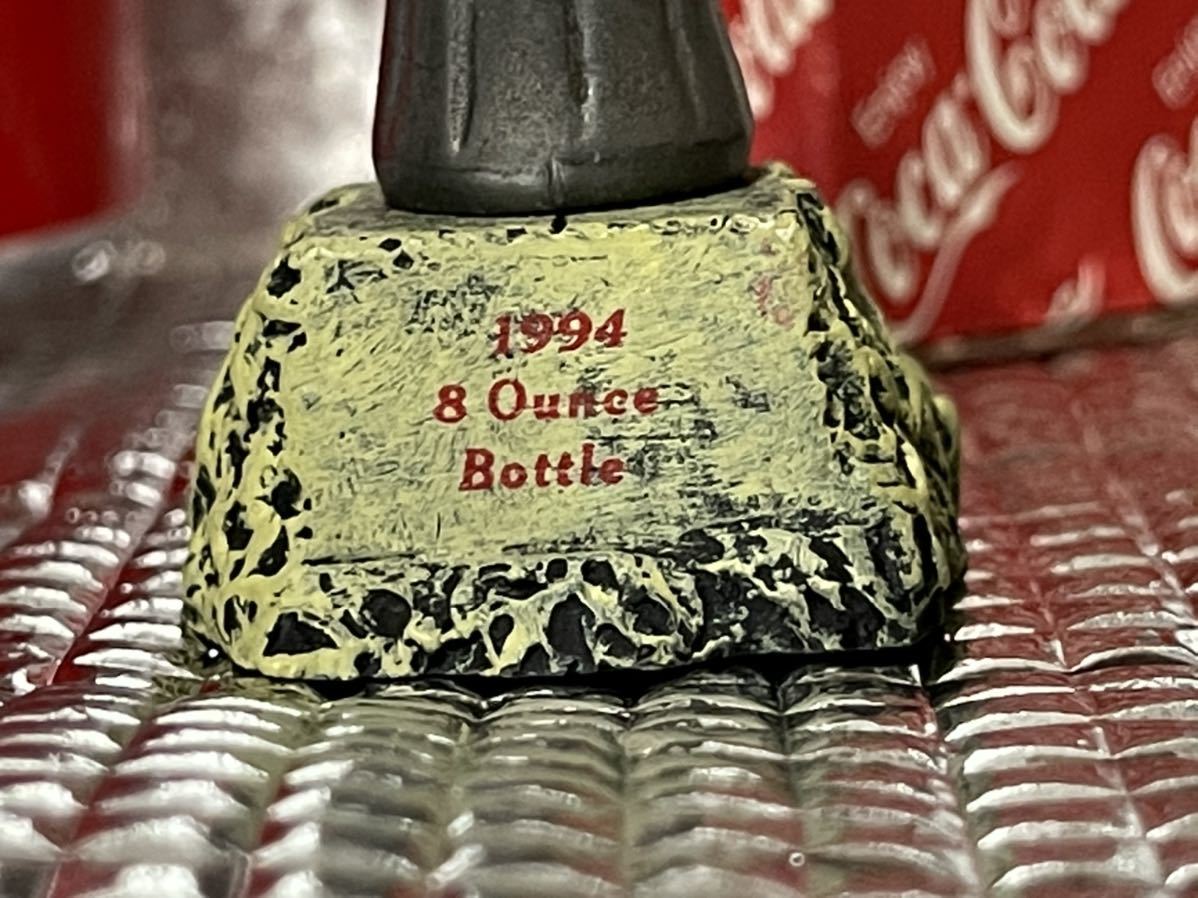 コカコーラ★Coca-Cola／ミニボトル ビンタイプ 1994 8 Ounce Bottle 置物_2