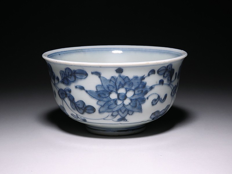 参考品❗】中国古美術中国古陶磁器古玩五彩丸に龍花の図四方向付四方鉢