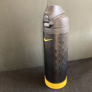 サーモス Thermos ボトルの平均価格は2 447円 ヤフオク 等のサーモス Thermos ボトルのオークション売買情報は61件が掲載されています