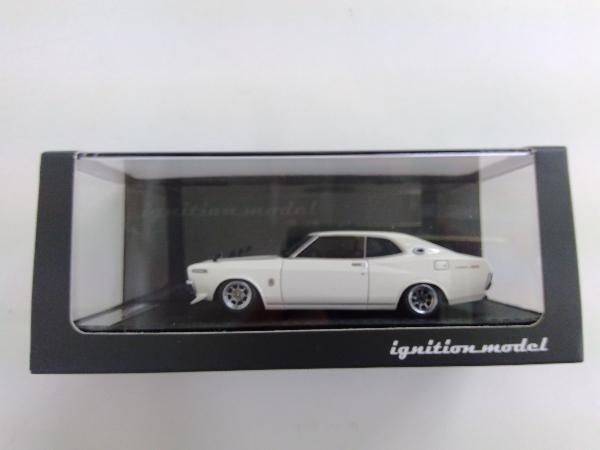 驚きの破格値，正規品 ignition model 1/43 Nissan Laurel 2000SGX