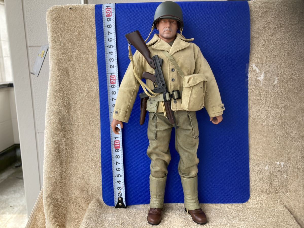 1/6フィギュア73ドラゴンGIジョー？アメリカUS軍服戦争歩兵ヘルメットライフルマガジンナイフ水筒ホルスターピストルコートブーツ小物