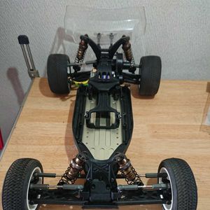 京商 アルティマのYahoo!オークション(旧ヤフオク!)の相場・価格を見る