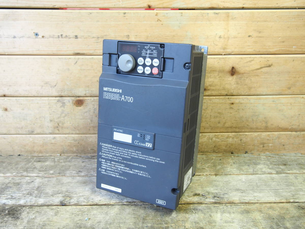 ☆MITSUBISHI 三菱 FR-A720-1.5K インバーター 入力 三相200V